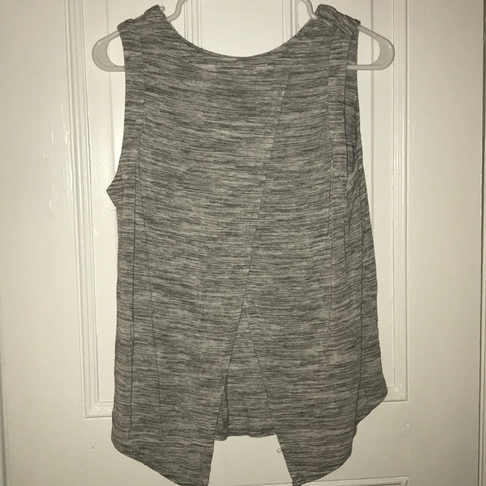 *BUNDLE* TWO Old Navy Women’s Split Back Tops